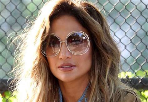 jennifer lopez chloe sunglasses.